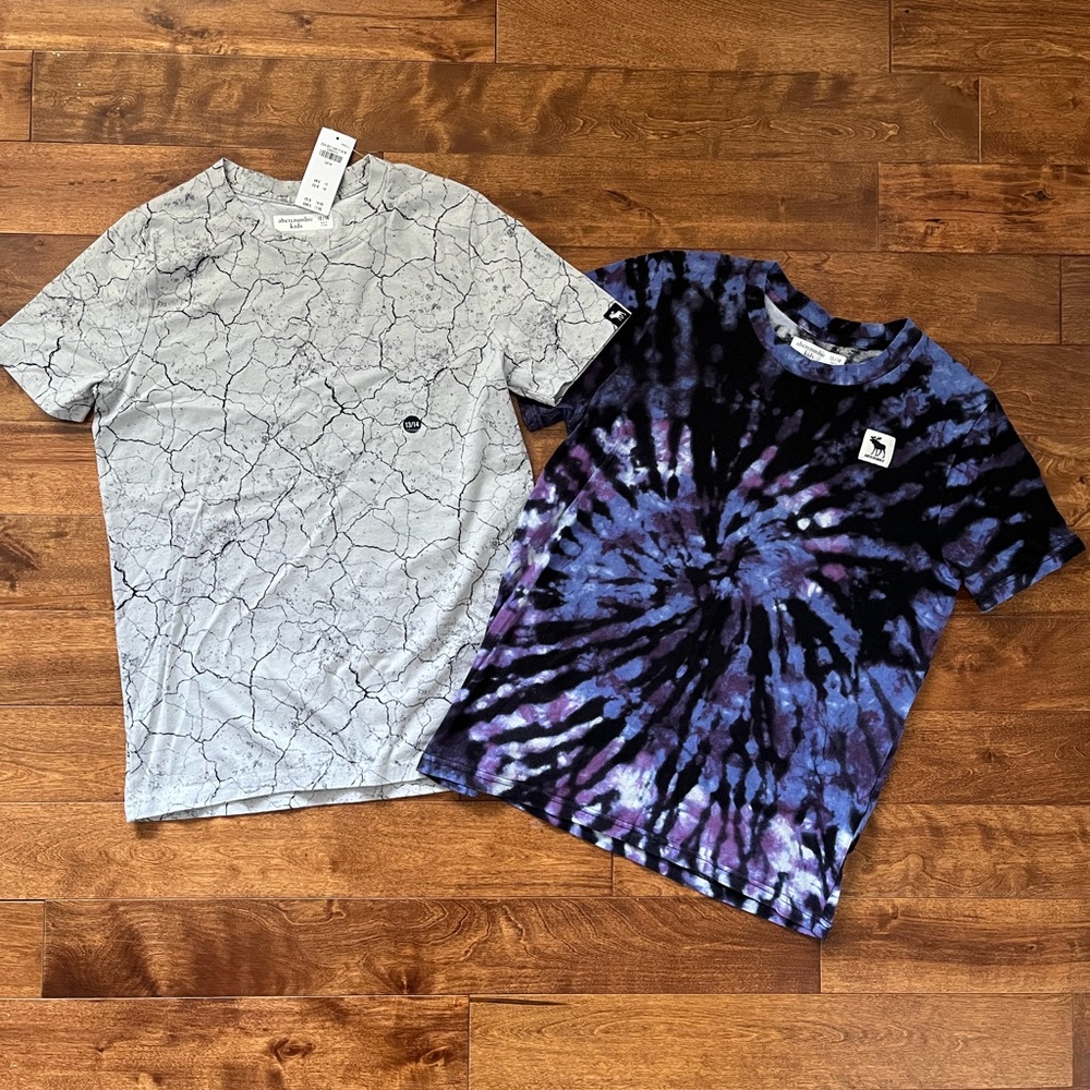 Boys Abercrombie tshirts age 13-14